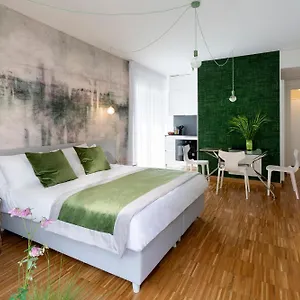 Vela Centro Con Garage ميلان