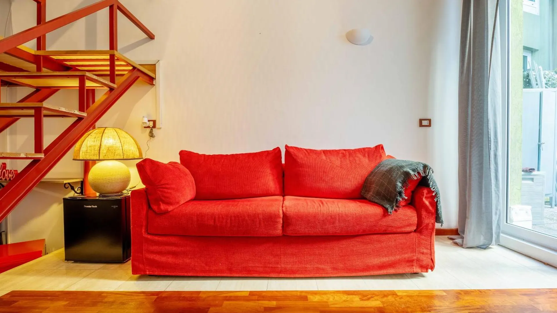 One Bedroom Apartment With Terrace Near Duomo Milan